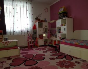 Appartement 3 chambres à vendre dans Floresti