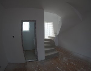 Maison 7 chambres à vendre dans Cluj-napoca, zone Centru