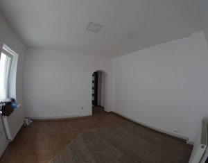 Maison 7 chambres à vendre dans Cluj-napoca, zone Centru
