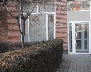 Espace Commercial à vendre, 140m2 dans Cluj-napoca, zone Marasti