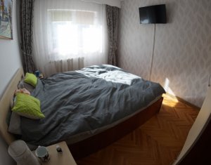 Appartement 3 chambres à vendre dans Cluj-napoca, zone Marasti