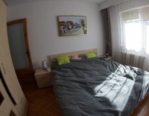 Appartement 3 chambres à vendre dans Cluj-napoca, zone Marasti