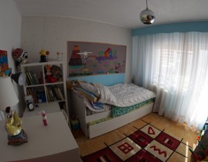 Appartement 3 chambres à vendre dans Cluj-napoca, zone Marasti
