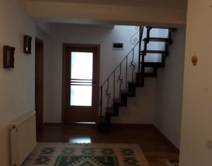 Appartement 3 chambres à vendre dans Floresti