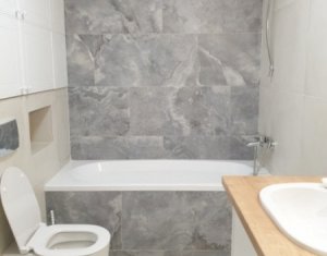 Appartement 3 chambres à vendre dans Cluj-napoca, zone Buna Ziua