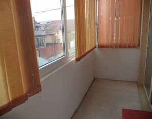 Lakás 2 szobák eladó on Floresti