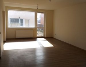Maison 7 chambres à louer dans Cluj-napoca, zone Marasti