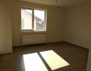 Maison 7 chambres à louer dans Cluj-napoca, zone Marasti