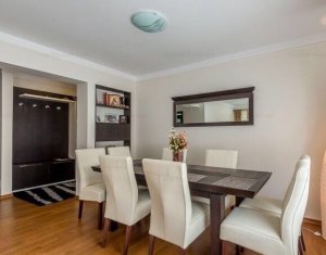 Appartement 4 chambres à vendre dans Cluj-napoca, zone Buna Ziua