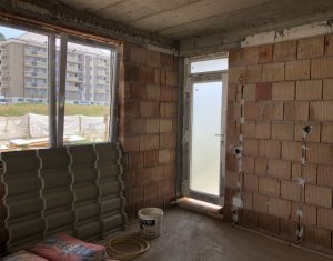 Maison 4 chambres à vendre dans Floresti