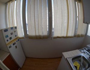 Appartement 3 chambres à louer dans Cluj-napoca, zone Manastur