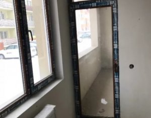 Appartement 3 chambres à vendre dans Floresti