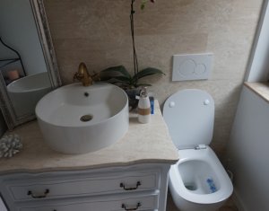 Maison 4 chambres à vendre dans Cluj-napoca, zone Dambul Rotund