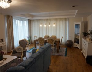 Maison 4 chambres à vendre dans Cluj-napoca, zone Dambul Rotund
