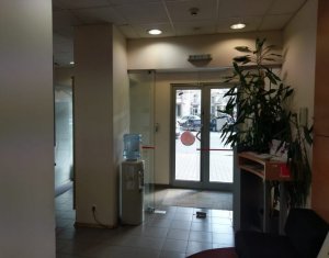 Espace Commercial à louer dans Cluj-napoca, zone Centru
