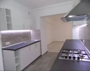 Lakás 4 szobák kiadó on Cluj-napoca, Zóna Marasti