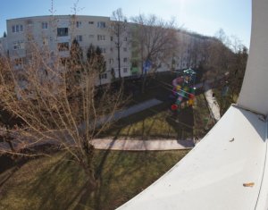 Lakás 4 szobák eladó on Cluj-napoca, Zóna Manastur