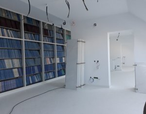 Bureau à louer dans Cluj-napoca, zone Centru