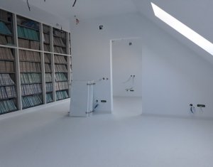 Bureau à louer dans Cluj-napoca, zone Centru