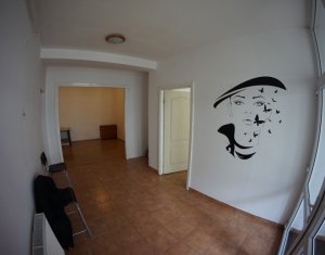Appartement 2 chambres à louer dans Cluj-napoca, zone Centru