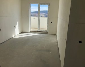 Appartement 3 chambres à vendre dans Floresti
