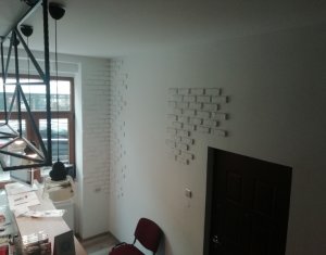 Bureau à louer dans Cluj-napoca, zone Centru