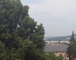 Appartement 5 chambres à vendre dans Cluj-napoca, zone Centru