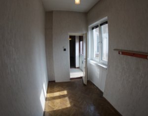 Appartement 5 chambres à vendre dans Cluj-napoca, zone Centru