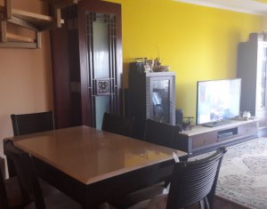 Ház 4 szobák eladó on Floresti