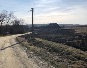 Nyaralók eladó on Barai