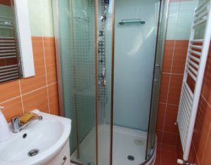 Appartement 3 chambres à louer dans Floresti