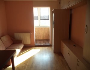Appartement 3 chambres à louer dans Cluj-napoca, zone Manastur
