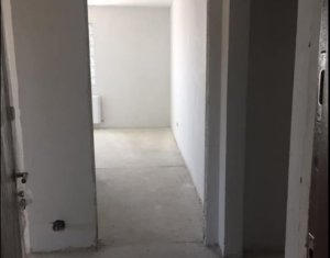 Lakás 3 szobák eladó on Floresti