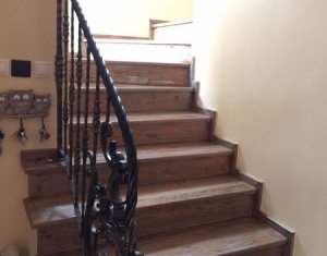 Maison 7 chambres à vendre dans Cluj-napoca, zone Gruia