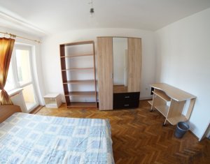 Appartement 4 chambres à louer dans Cluj-napoca, zone Manastur