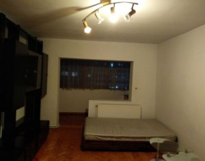 Appartement 3 chambres à louer dans Cluj-napoca, zone Zorilor