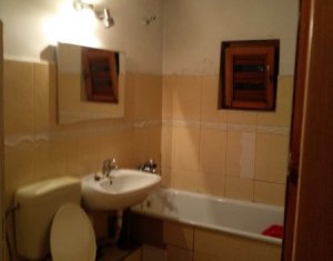 Appartement 3 chambres à louer dans Cluj-napoca, zone Zorilor