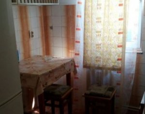 Appartement 3 chambres à louer dans Cluj-napoca, zone Manastur
