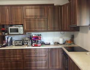, 180m2 on Floresti