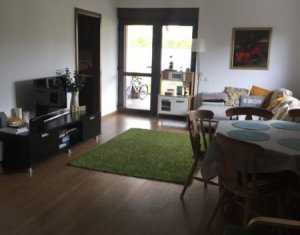Maison 4 chambres à louer dans Floresti