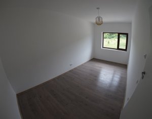 Ház 4 szobák kiadó on Cluj-napoca, Zóna Manastur