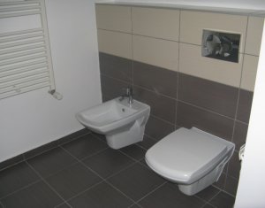 Appartement 3 chambres à louer dans Cluj-napoca, zone Centru