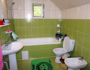 Maison 4 chambres à vendre dans Chinteni