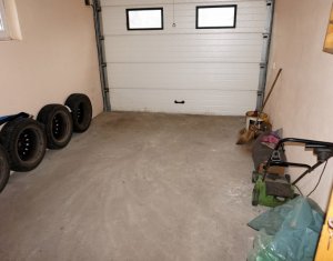 Maison 4 chambres à vendre dans Chinteni