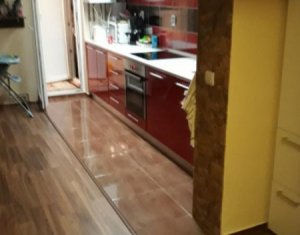Appartement 3 chambres à vendre dans Cluj-napoca, zone Manastur
