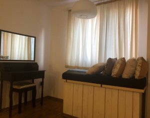 Appartement 3 chambres à louer dans Floresti