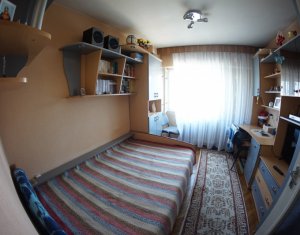 Appartement 3 chambres à vendre dans Cluj-napoca, zone Gheorgheni