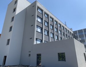 Bureau à louer, 250m2 dans Cluj-napoca, zone Grigorescu