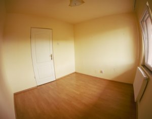 Maison 4 chambres à louer dans Cluj-napoca, zone Iris