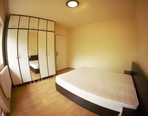 Maison 4 chambres à louer dans Cluj-napoca, zone Iris